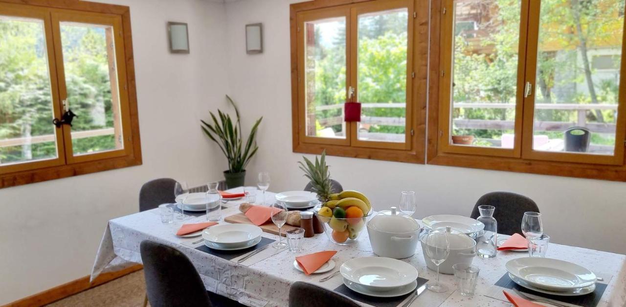 Chalé Falcon With Hot Tub - In A Great Location! Chamonix
